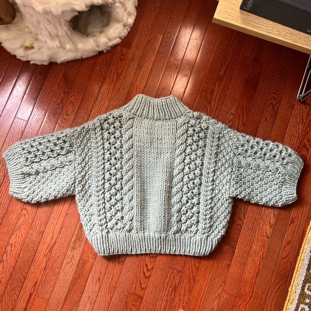 I Love Mr Mittens Honey Sweater - Seafoam XS/S NWT - Picture 14 of 14